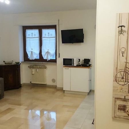 Casa Della Nonna Per Voi Parcheggio Gratuito Condizionatore Portatile Cir 0052 Аоста Екстериор снимка